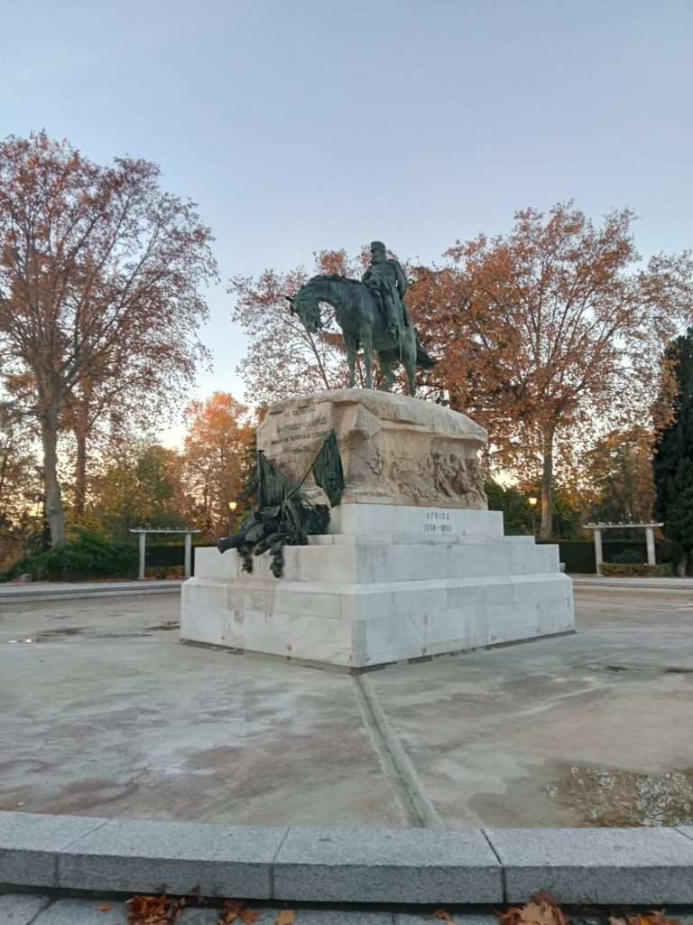 Estatua del General Martínez Campos, Madrid